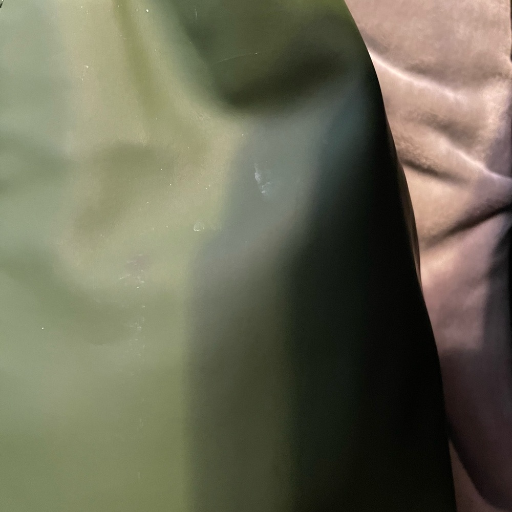 Hunter Green Bag with Orange interior - Picture 4 of 5